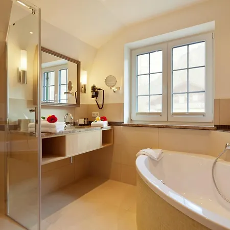 Ludwig (adults Only) 4*