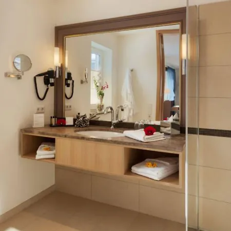 Ludwig (adults Only) 4*