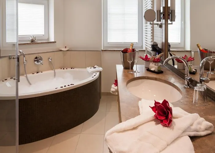 Villa Ludwig Suite Hotel (Adults Only) 4*